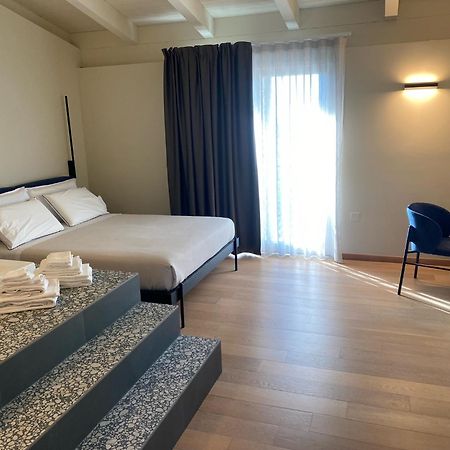 Bed and Breakfast Terra Di Vento Montecorvino Pugliano Экстерьер фото
