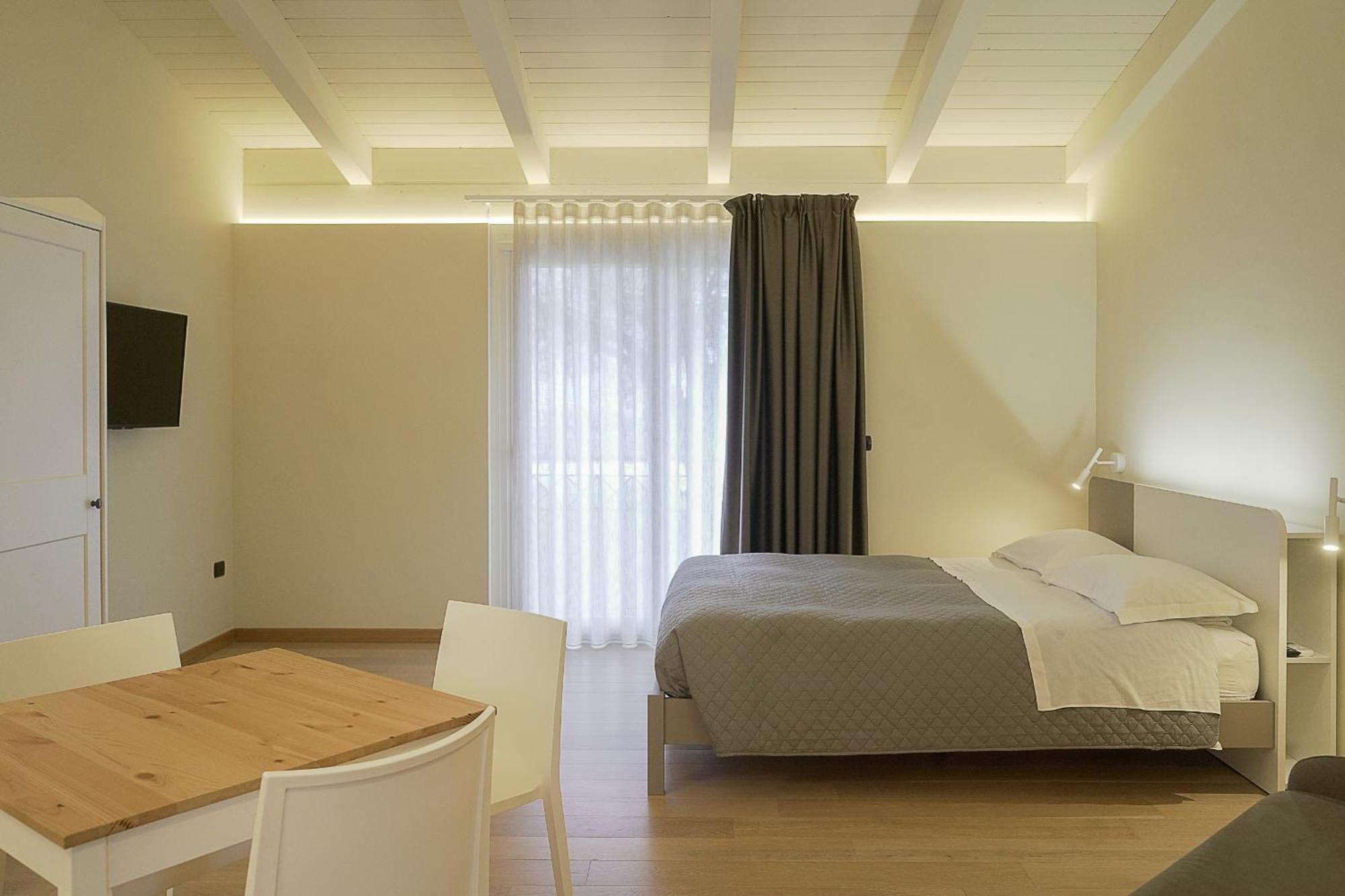 Bed and Breakfast Terra Di Vento Montecorvino Pugliano Экстерьер фото