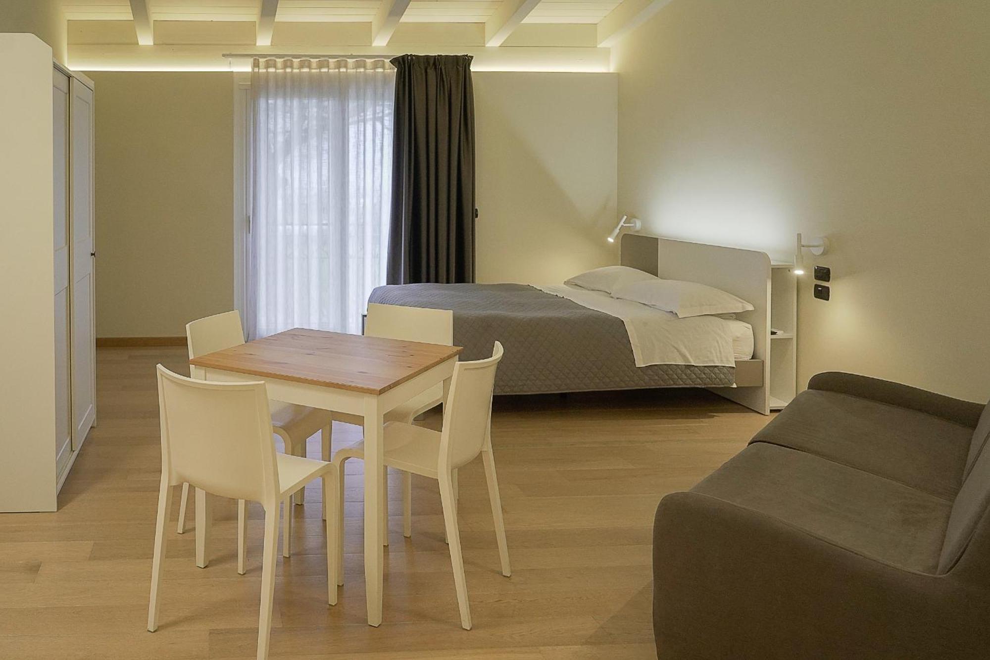 Bed and Breakfast Terra Di Vento Montecorvino Pugliano Экстерьер фото