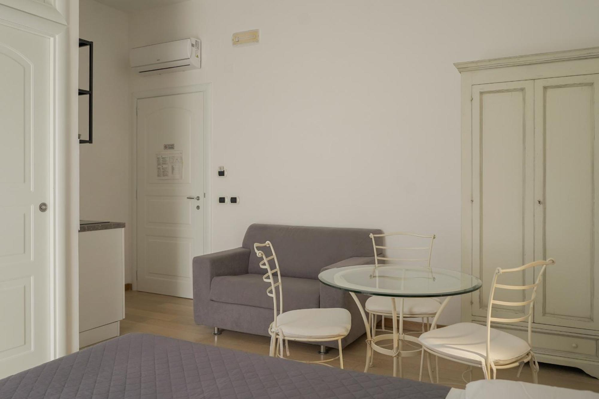 Bed and Breakfast Terra Di Vento Montecorvino Pugliano Экстерьер фото
